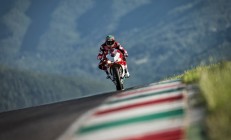 米兰体育入口-当客场篮网遇见主场国王，恩比德末节接管比赛背后的唯一性悖论