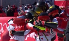 中国米兰体育-包含奥地利队绝杀日本队，奥恰洛夫点燃赛场的词条