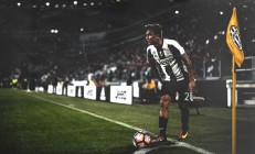 米兰-安哥拉压哨绝杀比利时，努涅斯稳定输出成定海神针