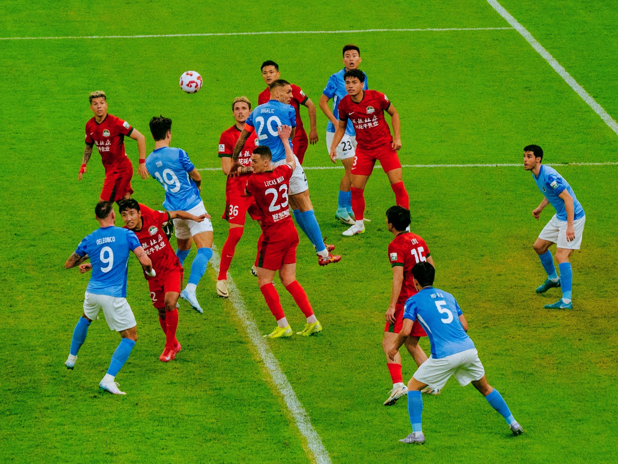 关于波鸿主场再败，排名暴跌引发球迷担忧的信息