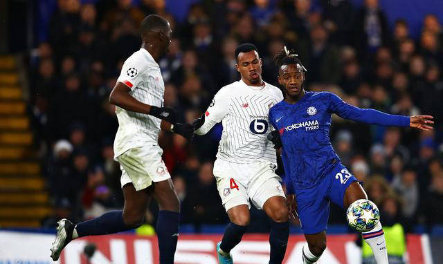 包含南特主场大胜里尔，豪取三分的词条