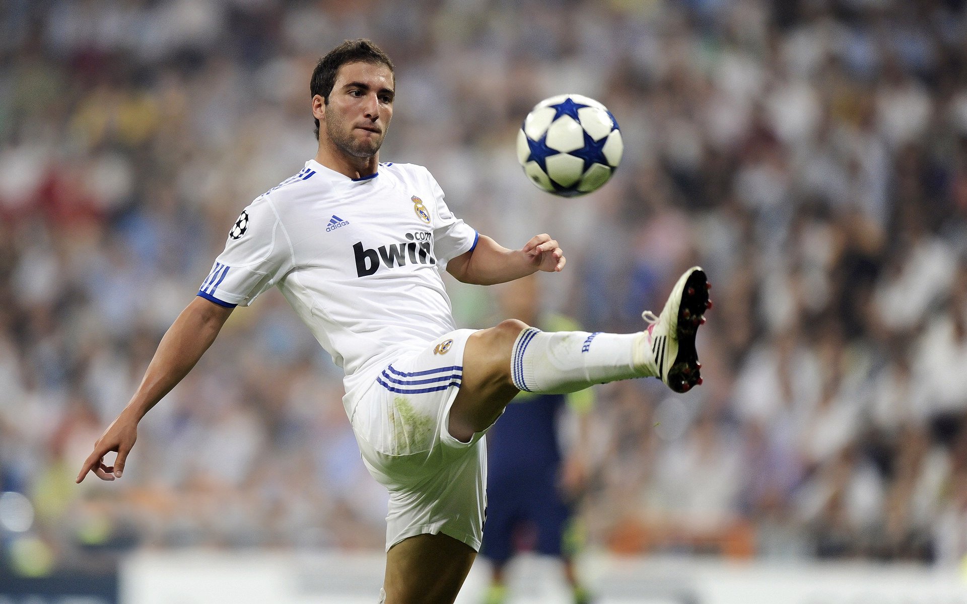 绝境中的双面传奇，葡萄牙惊天逆转与王皓的高光启示